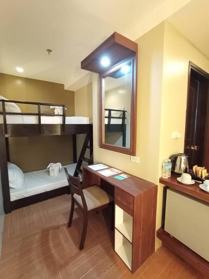Treasure Island Hotel With Mini Water Adventure Masbate City Exterior foto